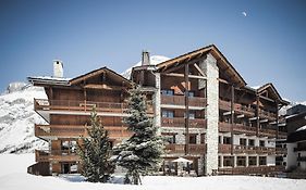 Hotel Altitude